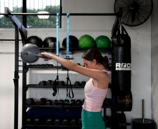 woman-doing-weight-lift