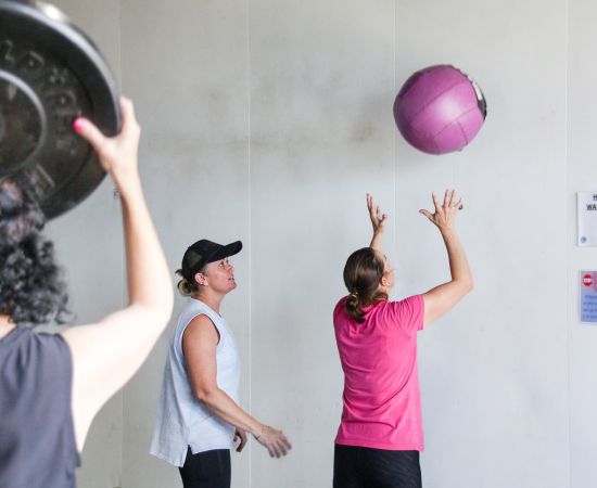 woman-doing-a-cardio-exercise